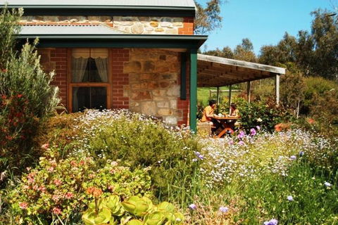 Amandas Cottage 1899 - eAccommodation 2