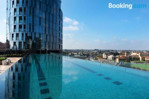 Along Melbournes Magic Boulevard - eAccommodation 6