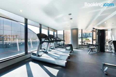 Along Melbournes Magic Boulevard - eAccommodation 5