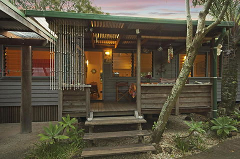 A SWEET ESCAPE Aluna - eAccommodation 1
