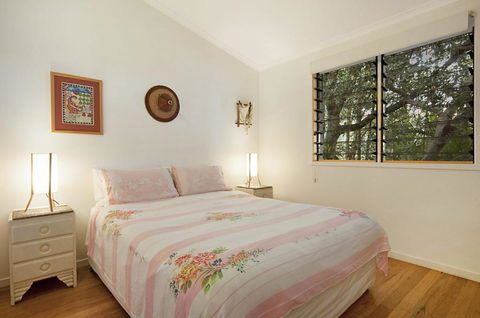 A SWEET ESCAPE Aluna - eAccommodation 2