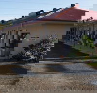 Riverside Motel - eAccommodation