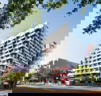 H on Smith Hotel - eAccommodation