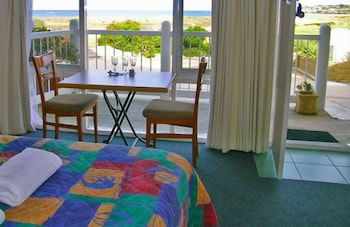 A Great Ocean View Motel - eAccommodation 3