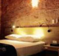 The Lookout Cave Underground Motel - eAccommodation