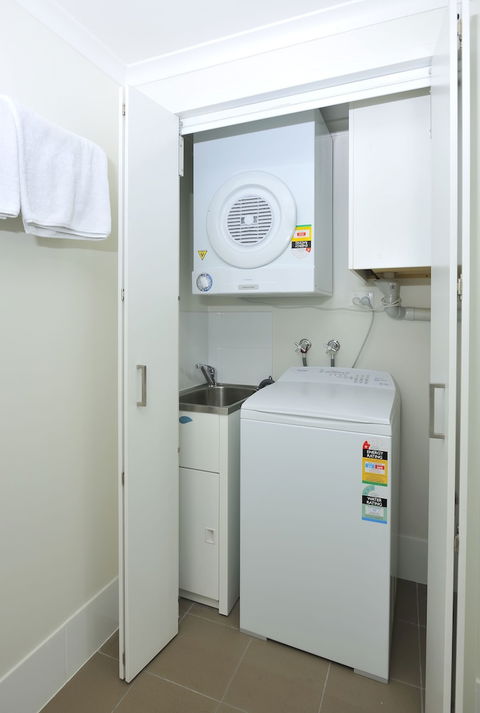 Apartments G60 Gladstone - eAccommodation 2