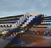 Bridgeport Hotel - eAccommodation