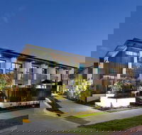 The Glen Hotel  Suites - eAccommodation