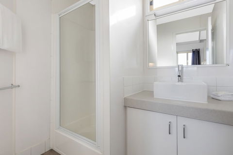 RACV Cobram Resort - eAccommodation 2