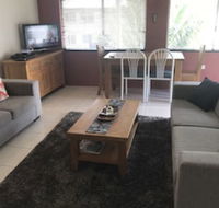 Reef Gateway Apartments - eAccommodation