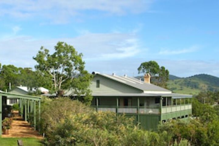 Amamoor QLD eAccommodation