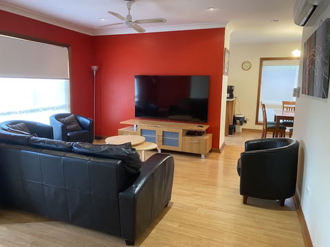 Apartments On Tolmie - eAccommodation 2
