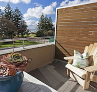 Aquabelle Apartments - eAccommodation