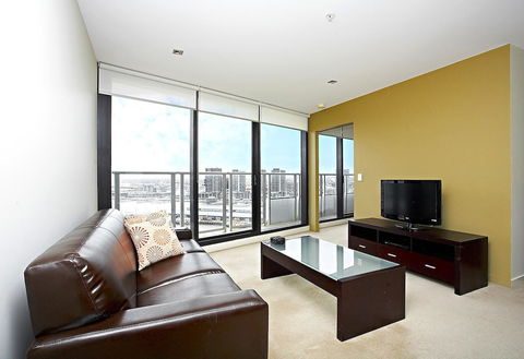 Astra Apartments - Docklands - eAccommodation 6