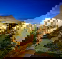 Hawthorn Gardens Serviced Apartments - eAccommodation