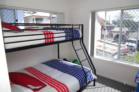 Adrift 5B Scott Street - eAccommodation 2