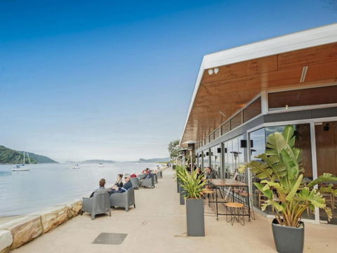 Ocean Panorama 1 Bedroom Oceanview Apt - eAccommodation 1