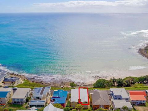 Avalon 4 Right Across The Road From Convent Beach Uninterrupted Views - eAccommodation 1