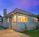 The Entrance North Lakeside Cottage - eAccommodation