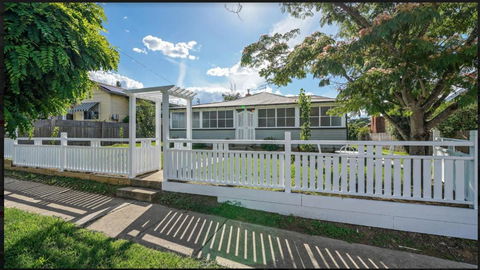 Donnelly House - eAccommodation 1
