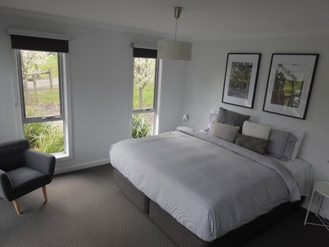 Alyonah Daylesford - eAccommodation 2