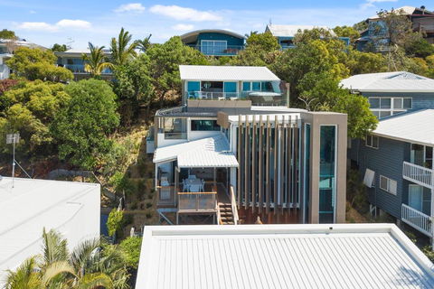 Architectural Masterpiece Sunshine Beach - eAccommodation 4
