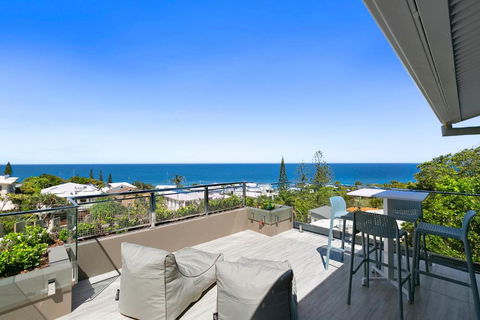 Architectural Masterpiece Sunshine Beach - eAccommodation 2