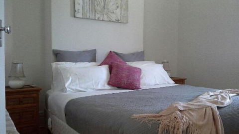 Book Keepers Cottage - eAccommodation 4