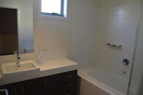 Family Friendly Unit - eAccommodation 5