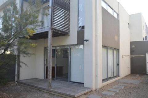 Family Friendly Unit - eAccommodation 3