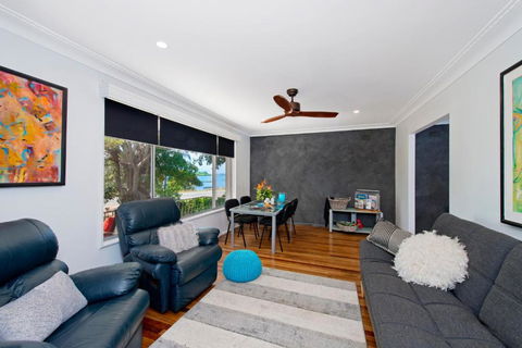 Anchor Lodge - eAccommodation 6