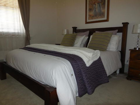 Amalie Cottage Waikerie Unit 1 - eAccommodation 2