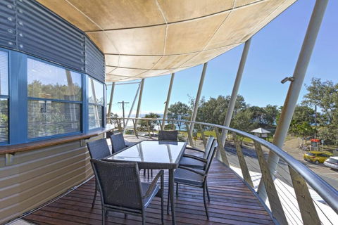Saltwater Unit 1 - eAccommodation 5