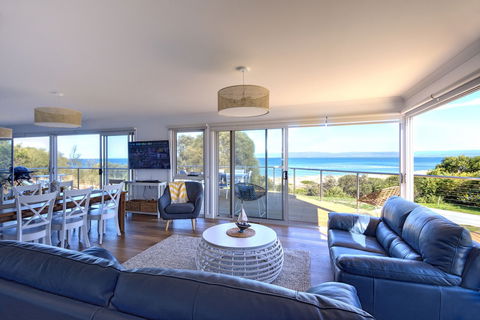 Sandbar Beach House - eAccommodation 3