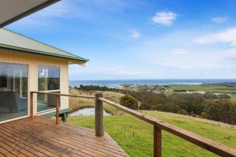 Acacia Brae - eAccommodation 2