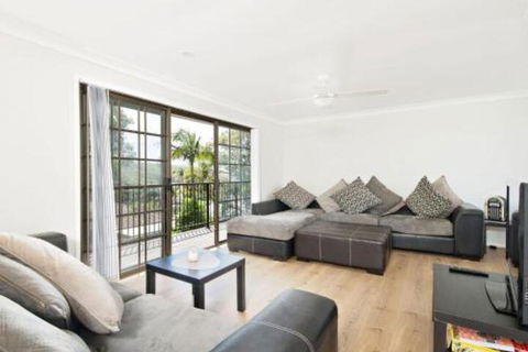 Amaroo Retreat At Fingal Bay - eAccommodation 0