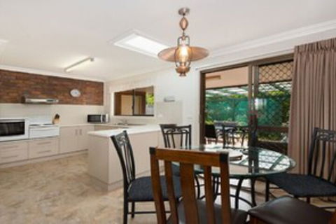 Alexander Palms - eAccommodation 0
