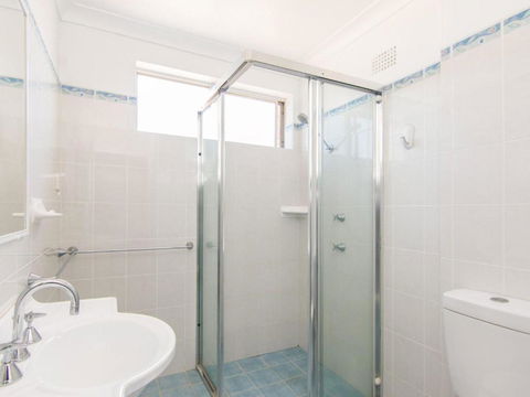 Fairholme 8 Perfect Lakefront Position - eAccommodation 2