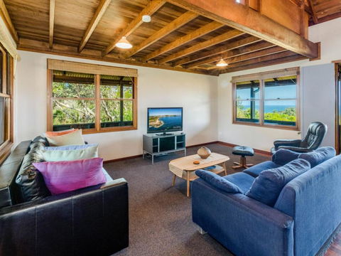 Aqualuna Excellent Surfing Beaches. - eAccommodation 4
