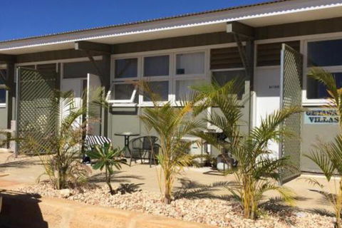 Getaway Villas Unit 38 9 1 Bedroom Separate Private Bathroom - eAccommodation 0