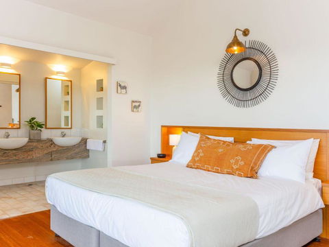 EAST COAST ESCAPES Lighthouse Studio - eAccommodation 7