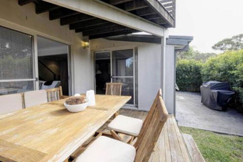 AtTHE COVE - eAccommodation 2