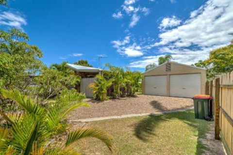 Affordable Holiday Home - eAccommodation 5