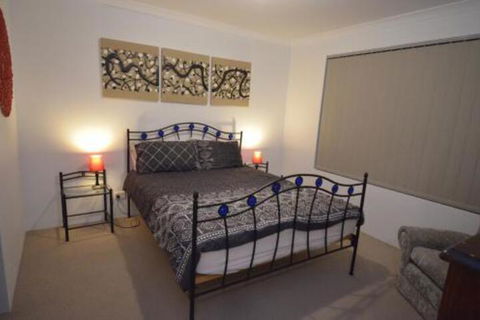 Park View Modern House - eAccommodation 5