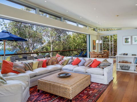 ARGYLL MOLLYMOOK Absolute Waterfront - eAccommodation 4