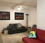 Santa Monica Apartment - eAccommodation