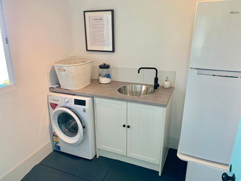 Yaringa Cottage...by The Sea - eAccommodation 1