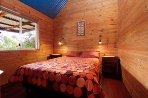 Sunnyhurst Chalets Rural Stay - eAccommodation 4