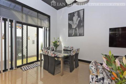 Marilyns Place: Private + Spacious + Central - eAccommodation 7
