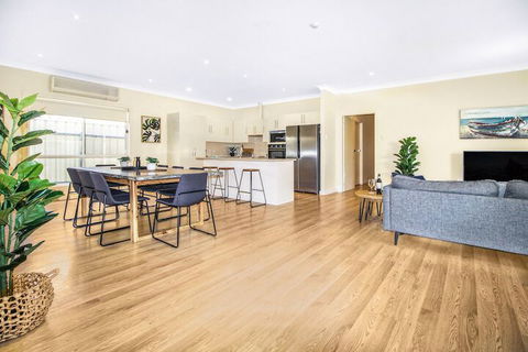 Aldinga Beach Experience - eAccommodation 4